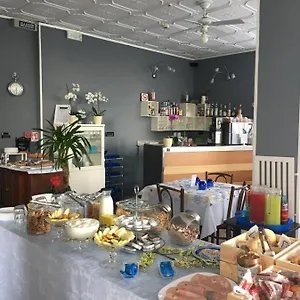 Hotel Albergo Rondine, Rimini